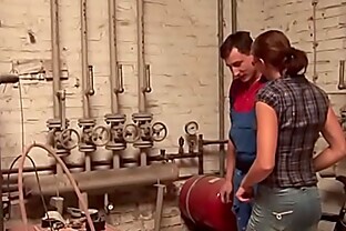 Young lady got a taste for the repairman's cock 22 min